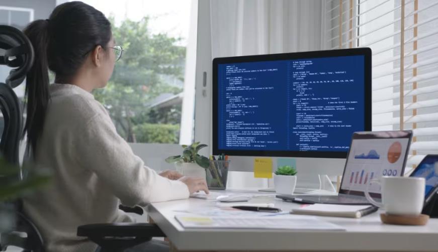 梧州企业数字化解决方案:机器学习赋能商业模式升级的核心路径